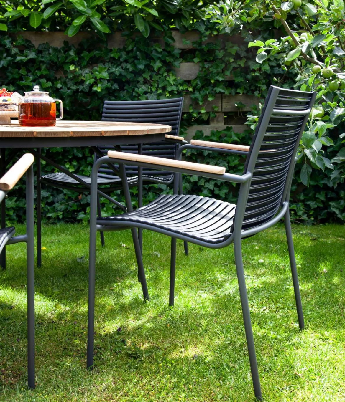 Cinas Stapelstuhl Mood Classic, ca. B60/H84/T56 cm