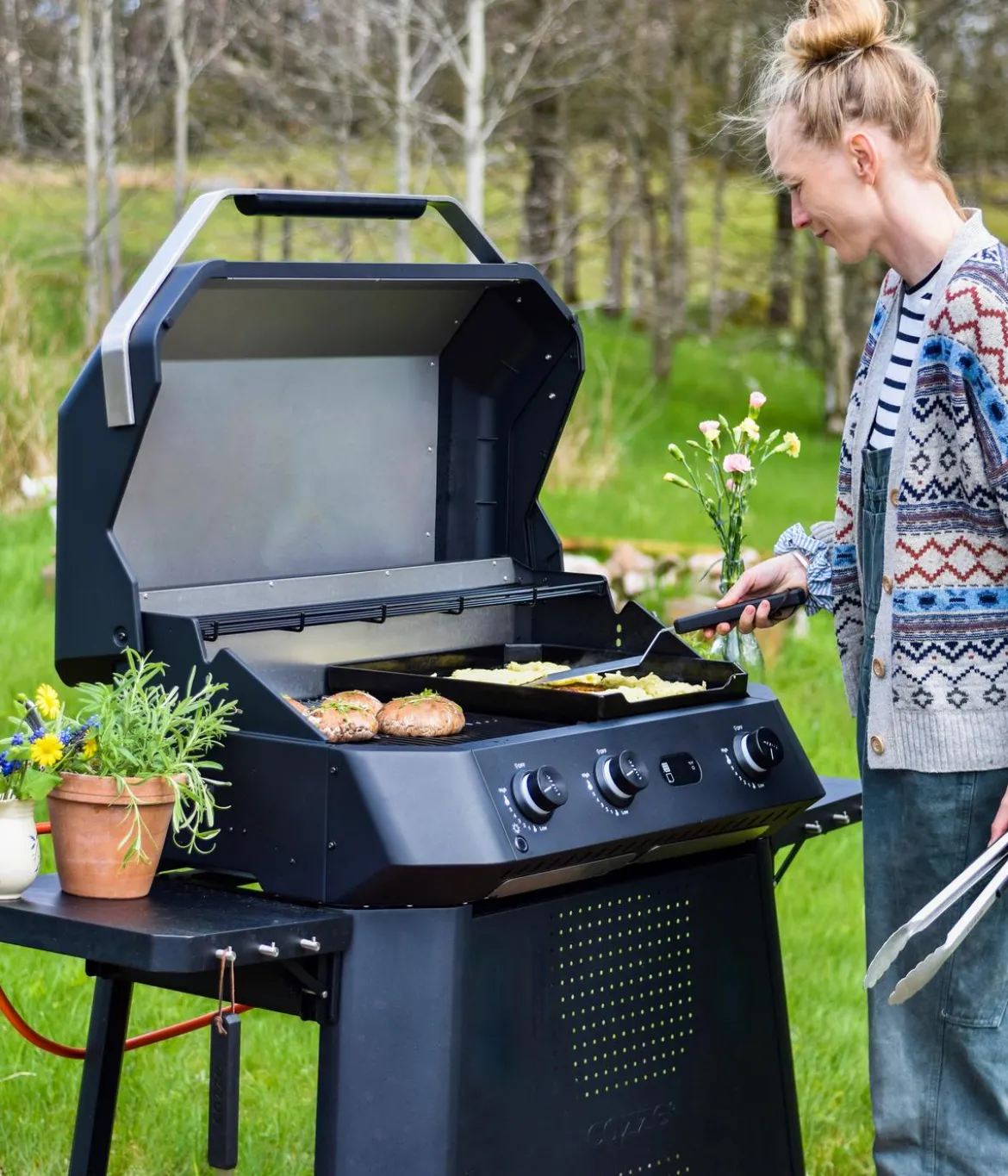 Cozze Grillwagen Premium XL für Plancha 800, ca. B146/H74,5/T70 cm