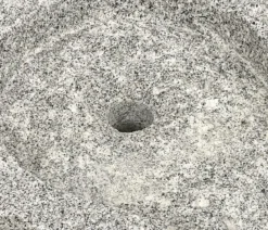 Dehner Granit-Bachlaufschale mit Loch und Anschlussstück