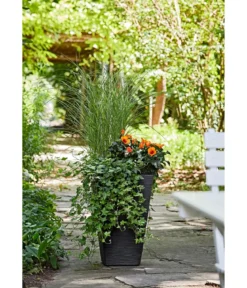 Dehner Kunststoff-Pflanzvase Capri, konisch, anthrazit, ca. B35/H55/T35 cm