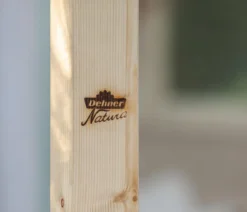 Dehner Natura Premium Futterhaus Wendelstein, natur, inkl. Ständer Alpstein, ca. B76/H142/T55 cm