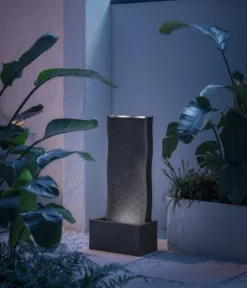 Dehner Polyethylen-Gartenbrunnen Altero, solarfähig, ca. H107 cm