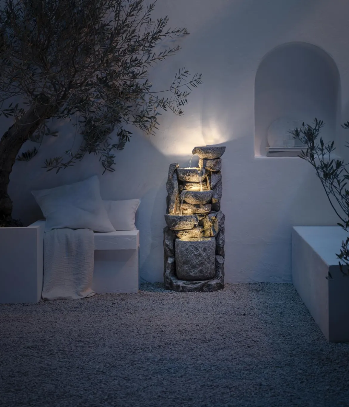 Dehner Polyethylen-Gartenbrunnen Gresta, solarfähig, ca. H97,5 cm