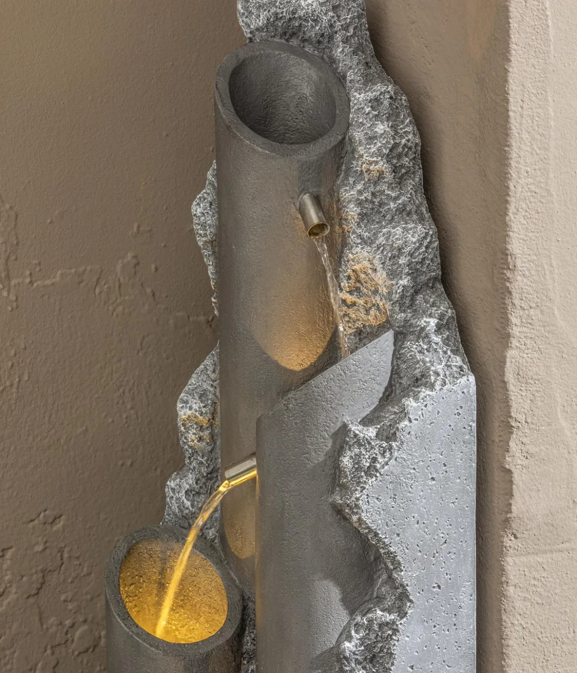 Dehner Polyresin-Gartenbrunnen Tubi, solarfähig, ca. H113 cm