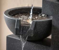 Dehner Polyresin-Gartenbrunnen Samson, solarfähig, ca. H100 cm