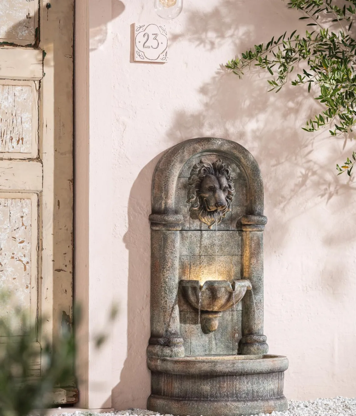 Dehner Polyresin-Wandbrunnen Faro, solarfähig, ca. H103,5 cm