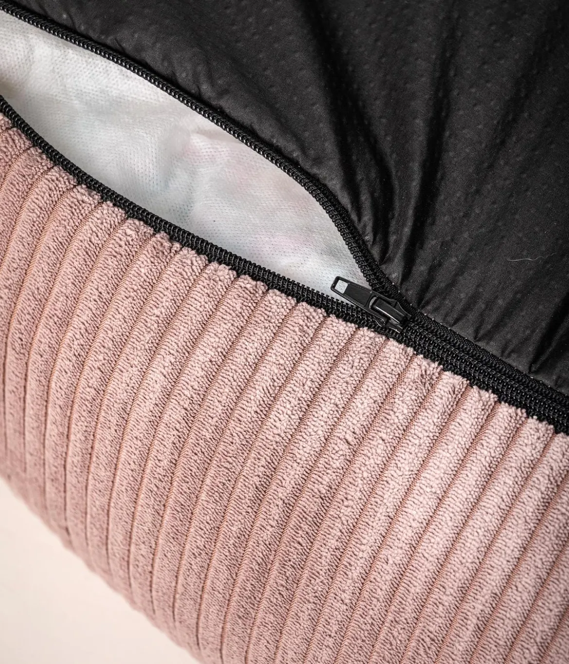 Dehner Premium Orthopädisches Hundebett Lakota, rechteckig, ca. B120/H23/T90 cm