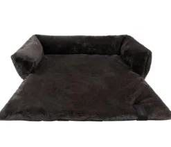 District 70 Hundesofa Nuzzle