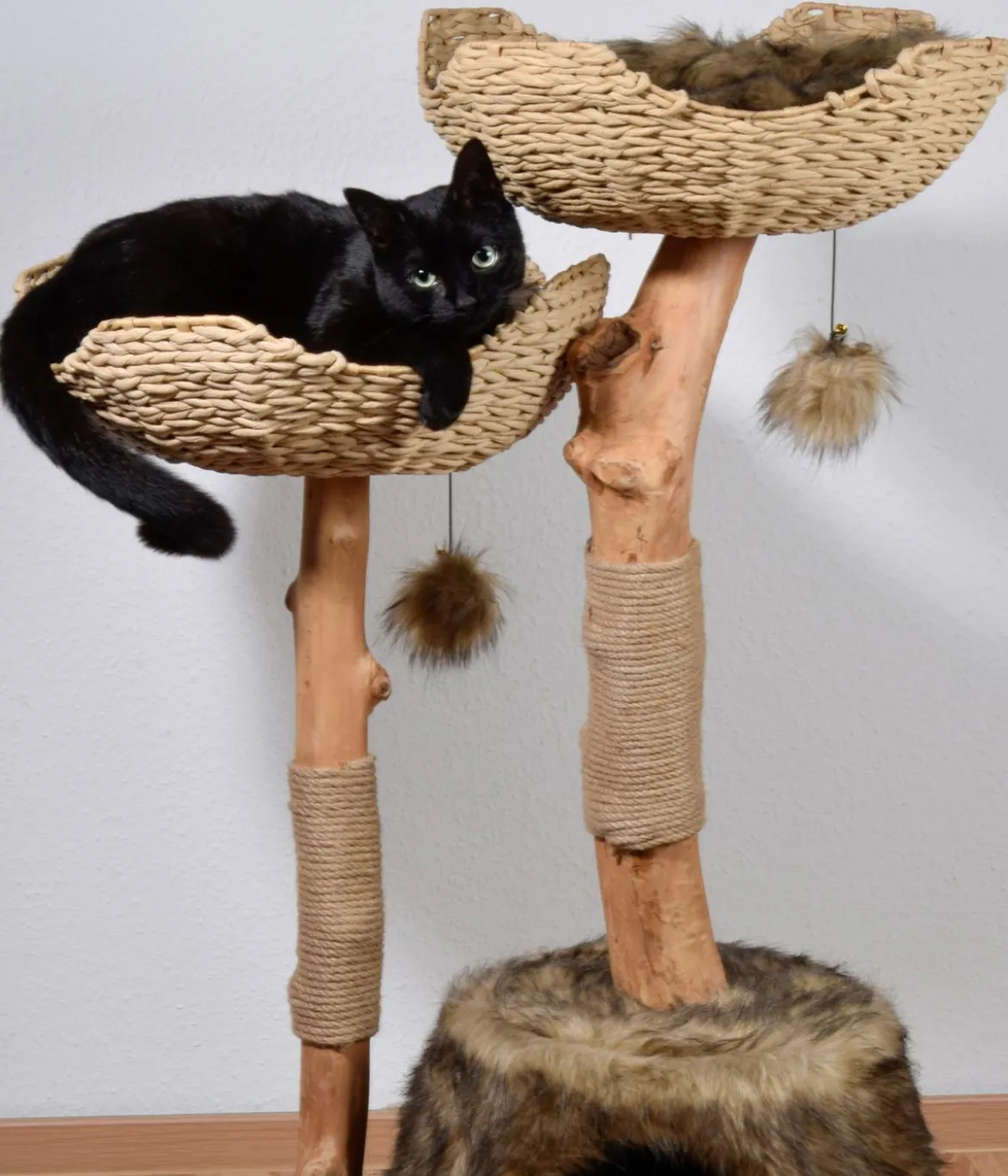 dobar® petlife Design-Katzenmöbel Tony, ca. B60/H111/T45 cm
