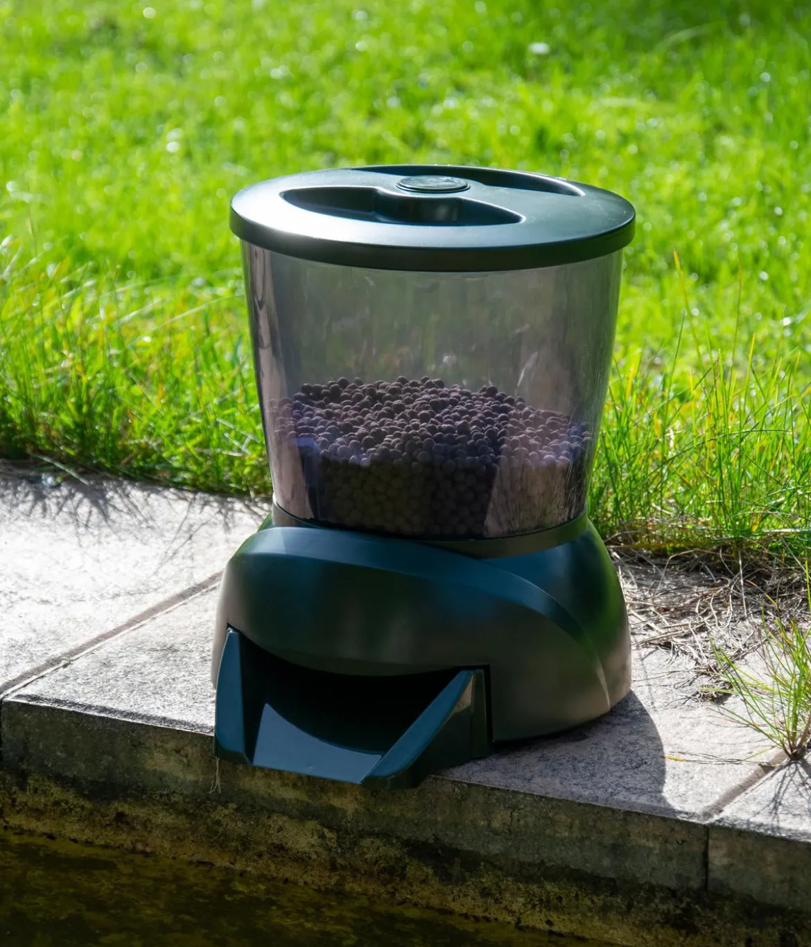 dobar® petlife Teichfischfutterautomat, ca. B22,5/H26,5/T22 cm