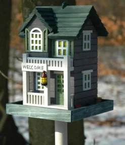 dobar® wildlife Vogelhaus Welcome inkl. Ständer, grün/weiß, ca. B23/H100/T18 cm