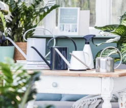 Esschert Design Metall-Gießkanne Nina, 1 l