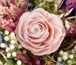 Gesteck Trockenblumen, rosa
