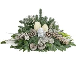 Grabbukett aus Nobilis-Tanne, weiß, ca. B63/H31/T36 cm