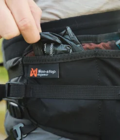 Non-stop dogwear Bauch-Laufgurt Trail light belt, schwarz