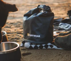 RUFFWEAR® tragbarer Futterbehälter Kibble Kaddie™