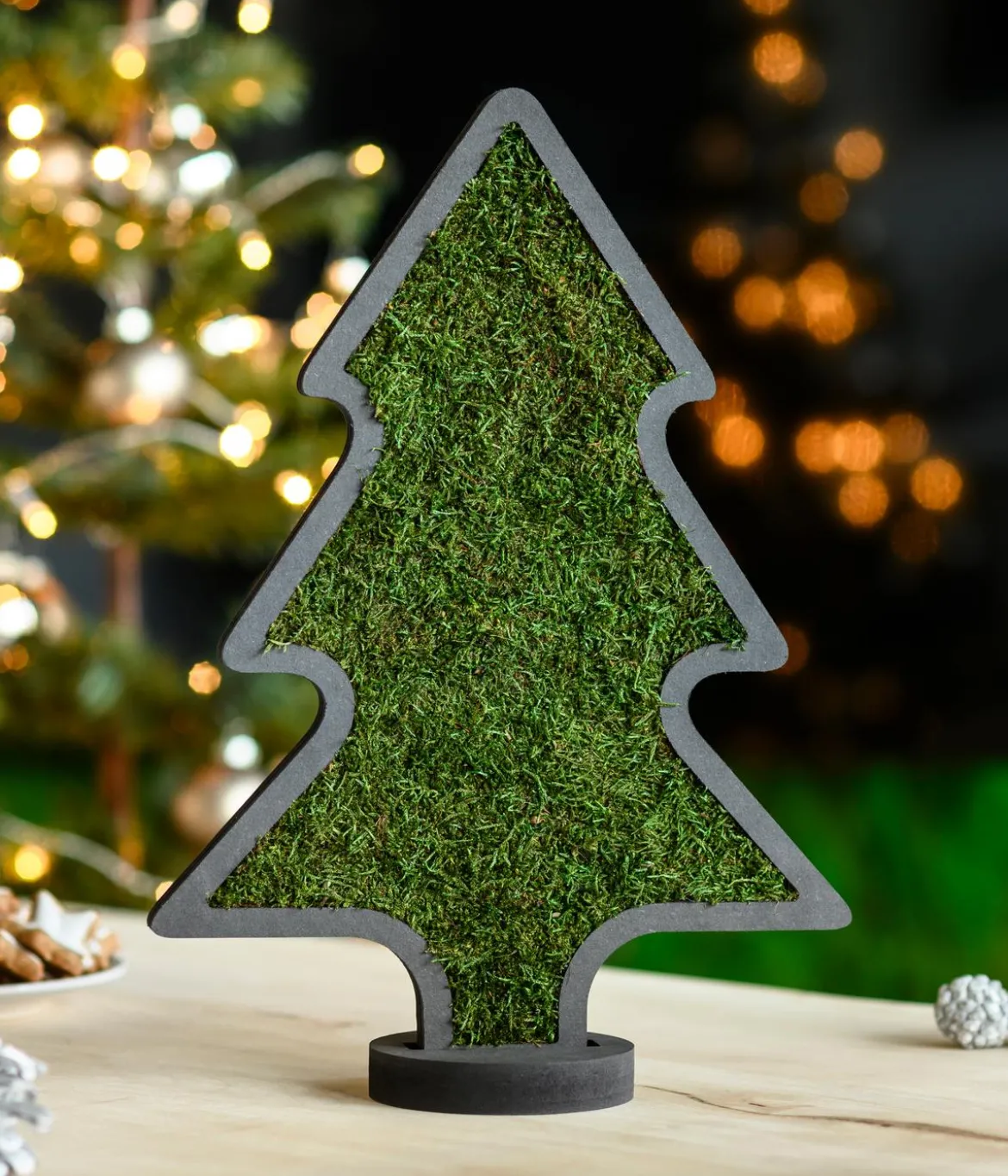 styleGREEN Weihnachtsbaum aus Waldmoos, ca. B27/H37/T2 cm
