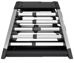 THULE® Allax threshold compatible M Compact Hundetransportbox für Fahrzeuge mit Ladekante, ca. B65/H65/T77-82 cm