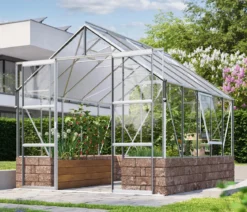 Vitavia Gewächshaus Cassiopeia 8300 ESG/HKP, inkl. Sockelmauer Herbstlaub