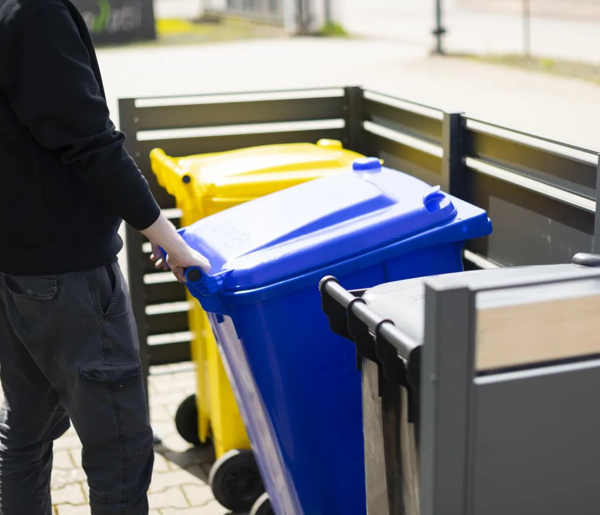 Westmann Mülltonnenverkleidung Planum 3er Box, ca. B250/H120/T90 cm